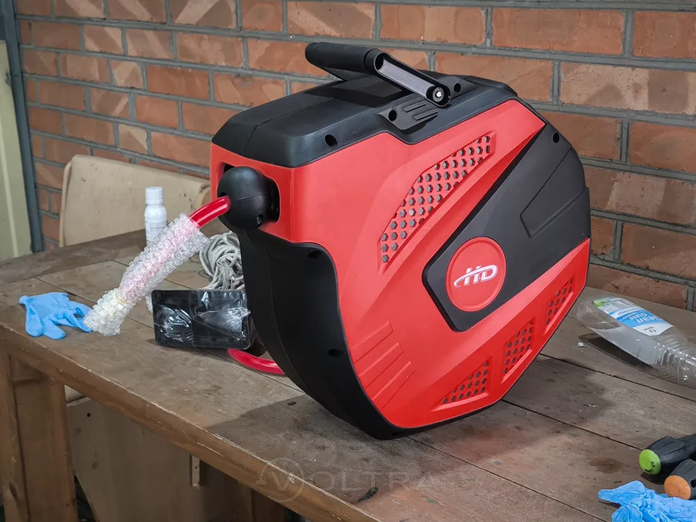 Шланг ПВХ пневматический 9.5ммх15м с наружной резьбой 1/4" на автоматической катушке H-D HD-24215