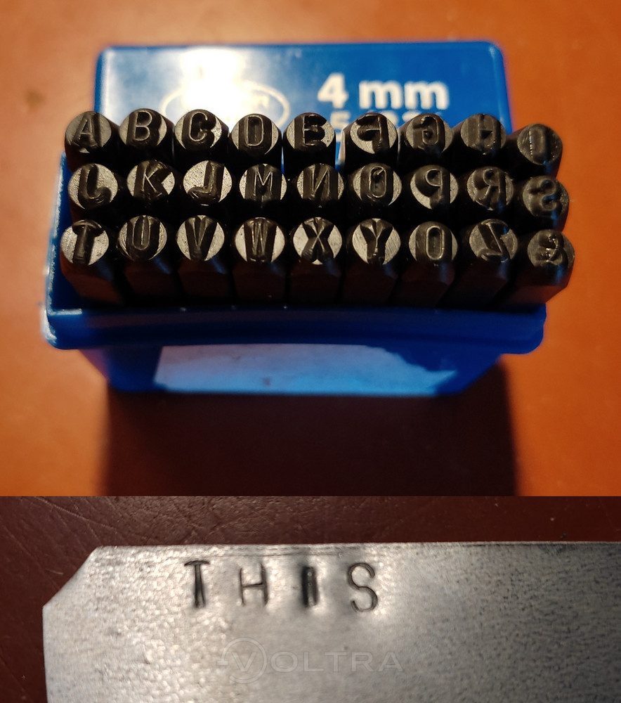 Набор клейм буквы латиница 4мм 27пр. H-D HD-01808